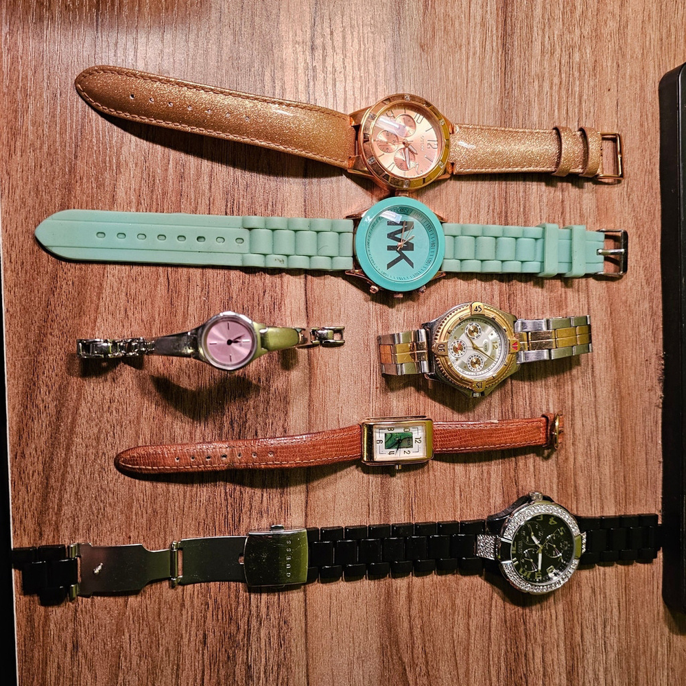 Guess watches - Picture 2 of 2